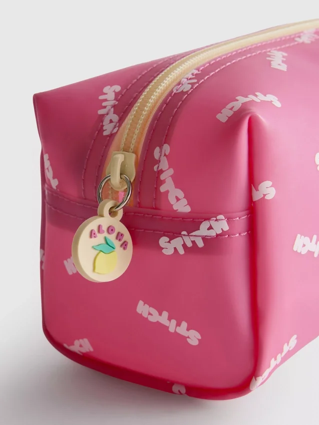 Disneys Stitch-penalhuse med initialer