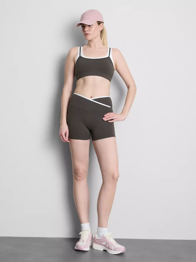 Dobbeltlags aktiv crop top