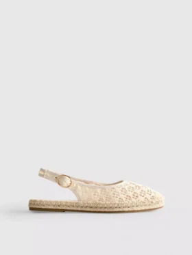 Espadrille-sandaler med spænde bagpå