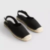 Espadrille-sandaler med spænde bagpå