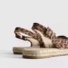 Espadrille-sandaler med spænde bagpå