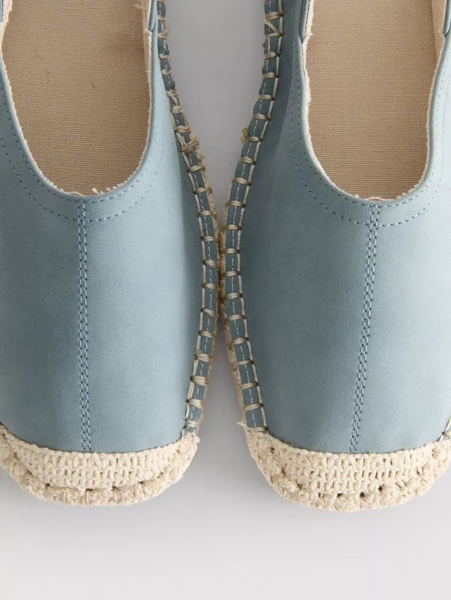 Espadrille-sandaler med spænde bagpå