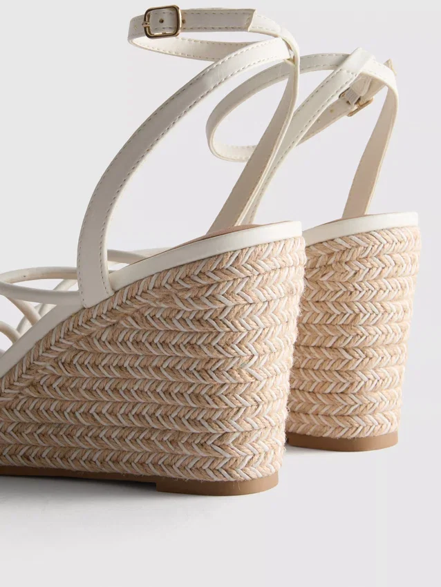 Espadriller med remme og kilehæl