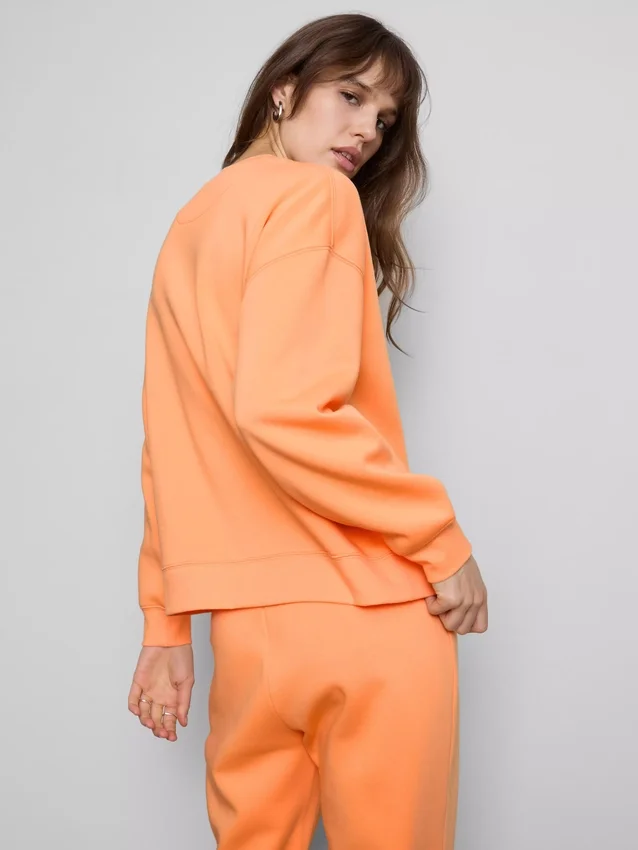 Essential Active-sweatshirt