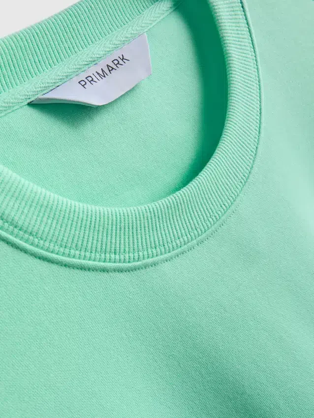 Essential Active-sweatshirt