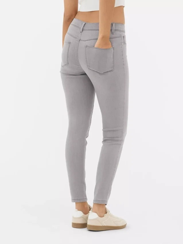 Essential skinny jeans med mellemhøj talje | regular