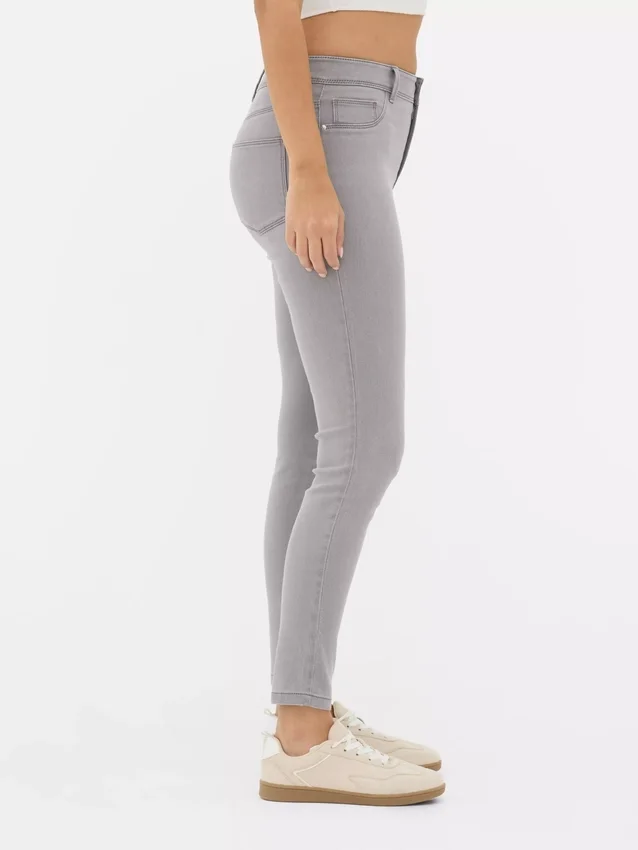 Essential skinny jeans med mellemhøj talje | regular