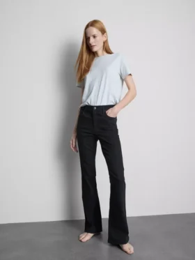 Flared jeans i bomuldsdenim med mellemhøj talje