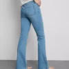 Flared jeans i bomuldsdenim med mellemhøj talje