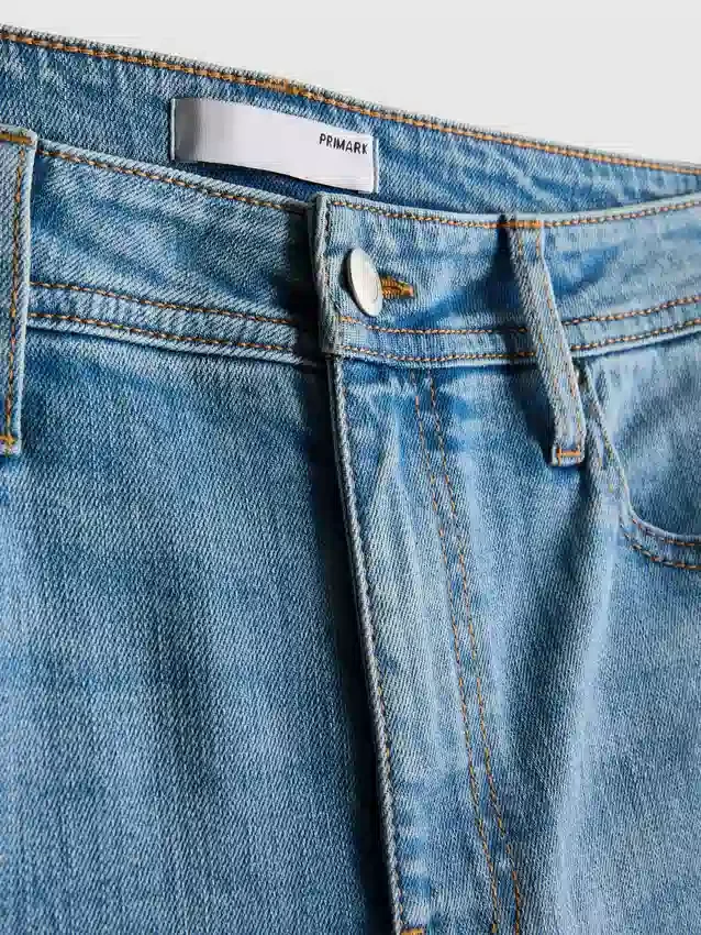 Flared jeans i bomuldsdenim med mellemhøj talje