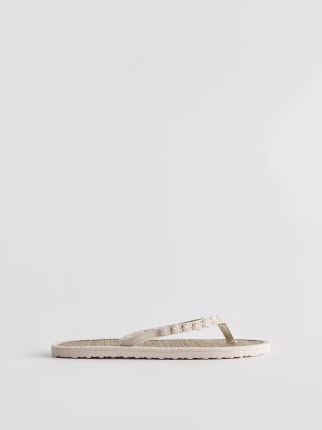 Flip-flops med havgræs-effekt