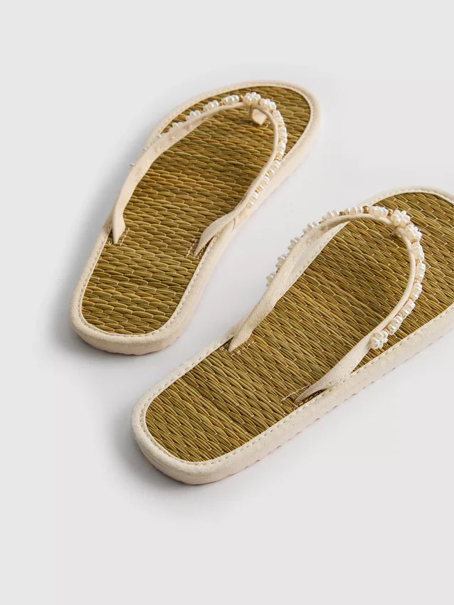 Flip-flops med havgræs-effekt