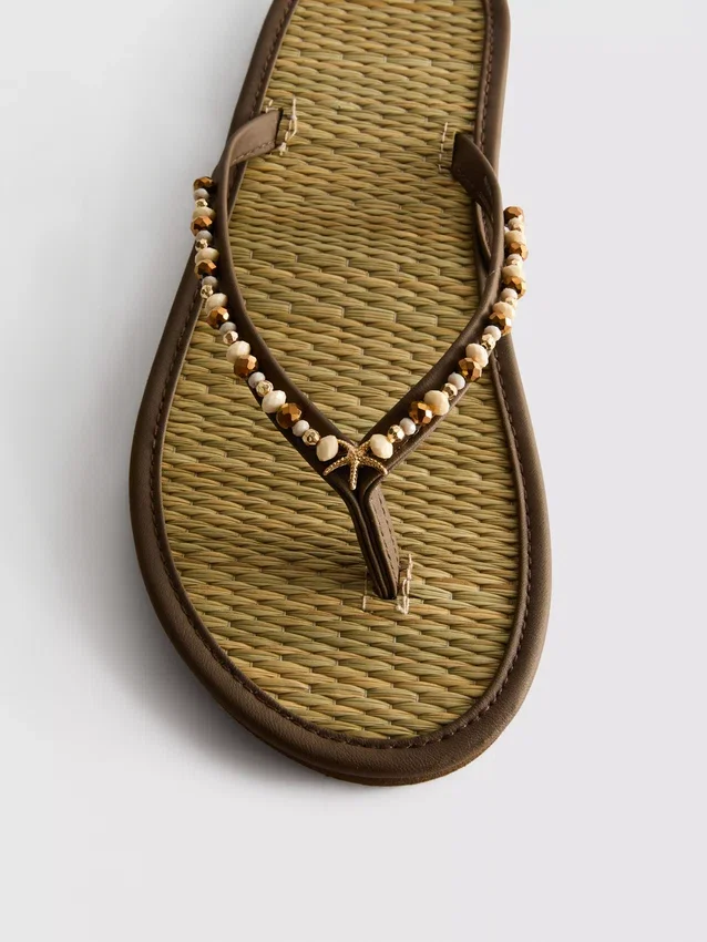 Flip-flops med havgræs-effekt