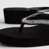Flip-flops med kilehæl og rhinestones