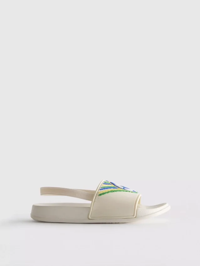 Fodbold-sandaler