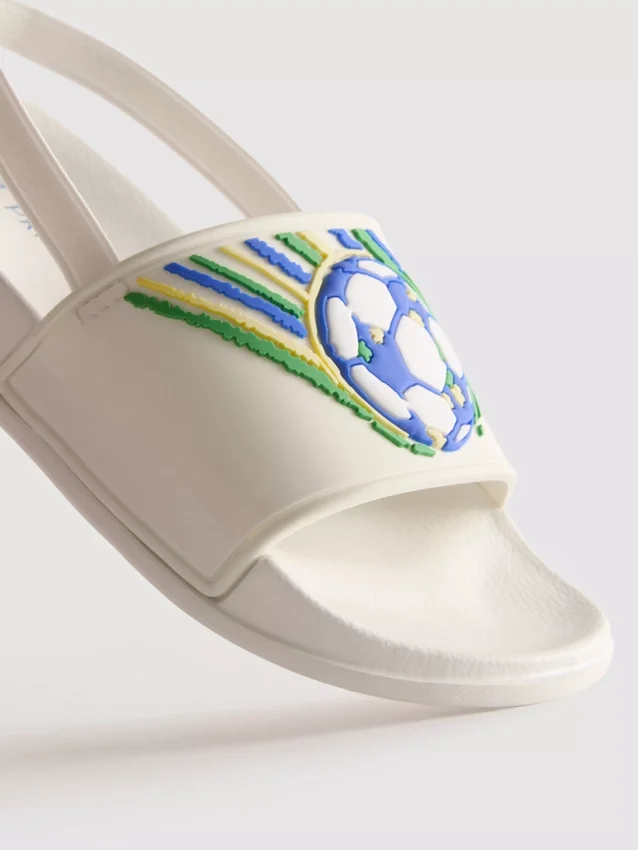 Fodbold-sandaler