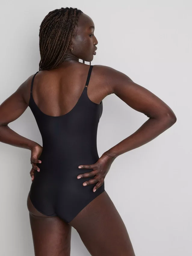 Formstøbt bodysuit