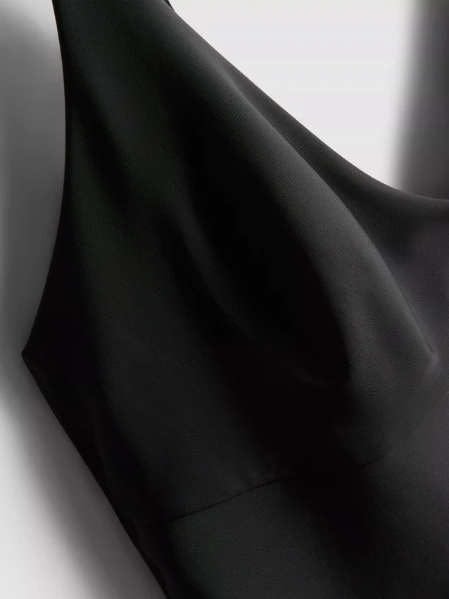 Formstøbt bodysuit