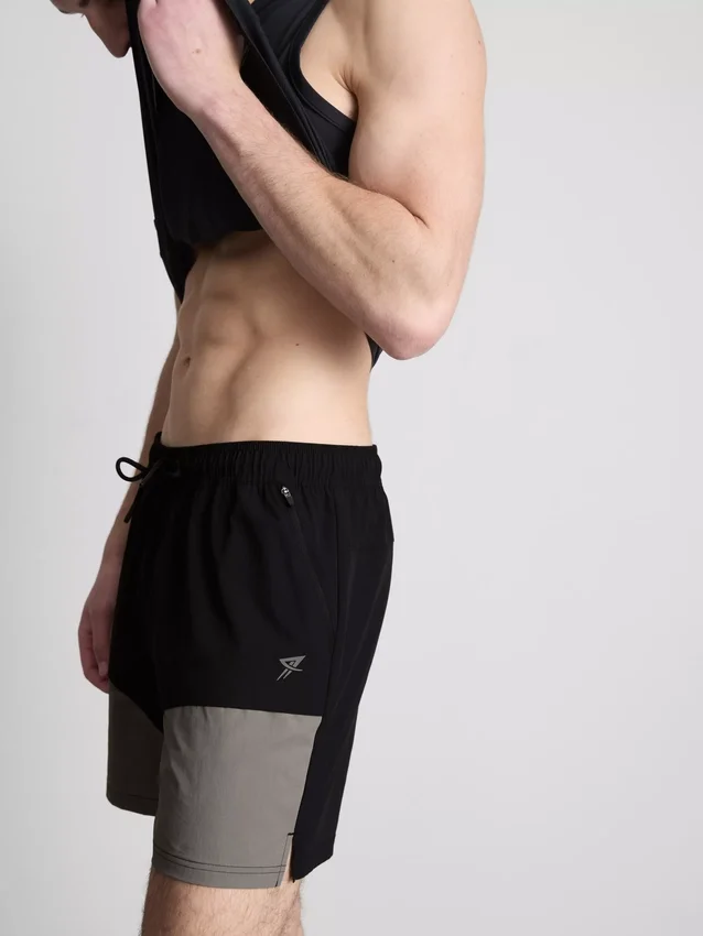 Gym-shorts med farveblokke
