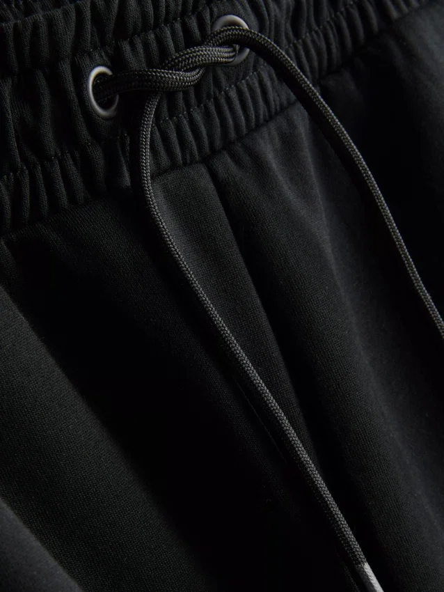 Gymshorts med snøre