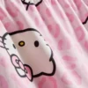 Hello Kitty-pyjamasser i kort boyfriend-stil
