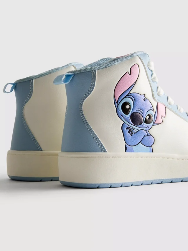 Høje Disney's Stitch-sneakers