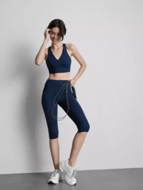 Højtaljede, glatte og støttende capri-leggings til sport