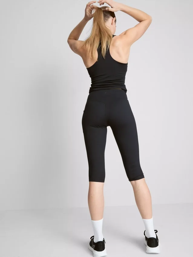 Højtaljede, glatte og støttende capri-leggings til sport