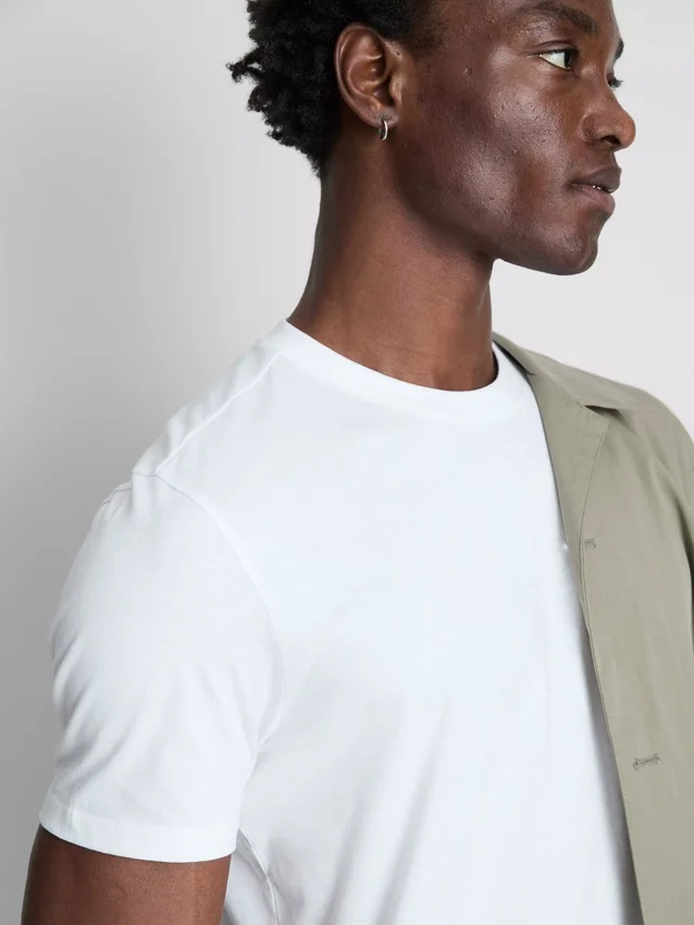 Hvid T-shirt i regular fit