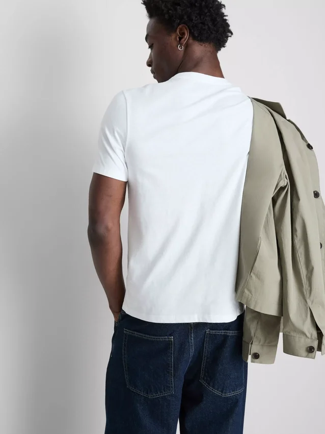 Hvid T-shirt i regular fit