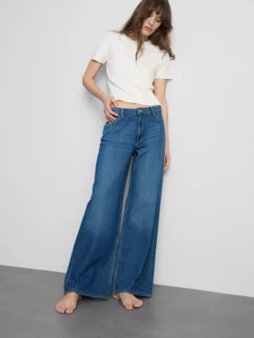 Jeans i bomuldsdenim med mellemhøj talje og brede ben