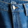 Jeans i bomuldsdenim med mellemhøj talje og brede ben