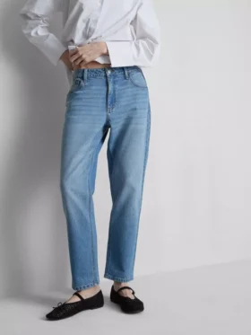 Jeans i bomuldsdenim med mellemhøj talje og lige ben