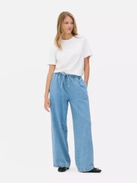 Jeans i mellemhøj talje