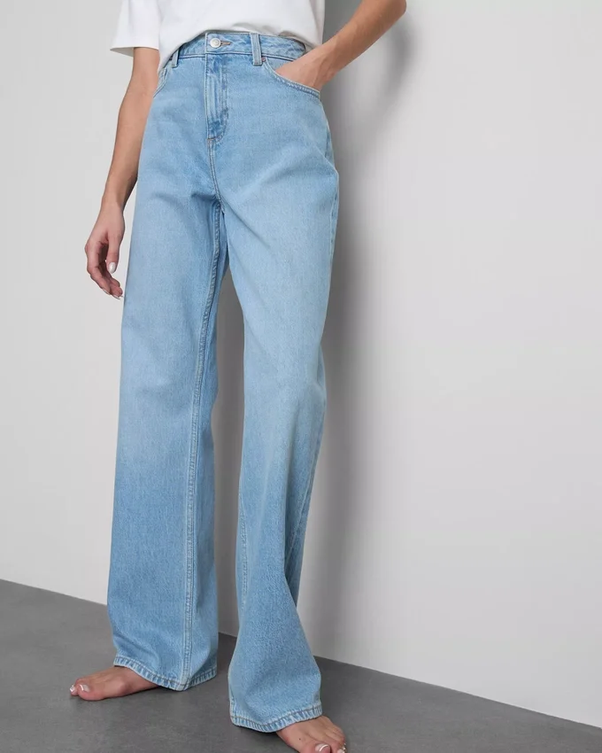 Jeans med høj talje og lige ben