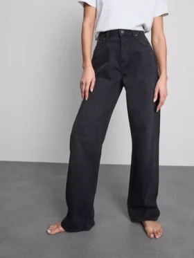 Jeans med høj talje og lige ben