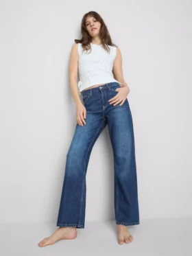 Jeans med høj talje og lige ben