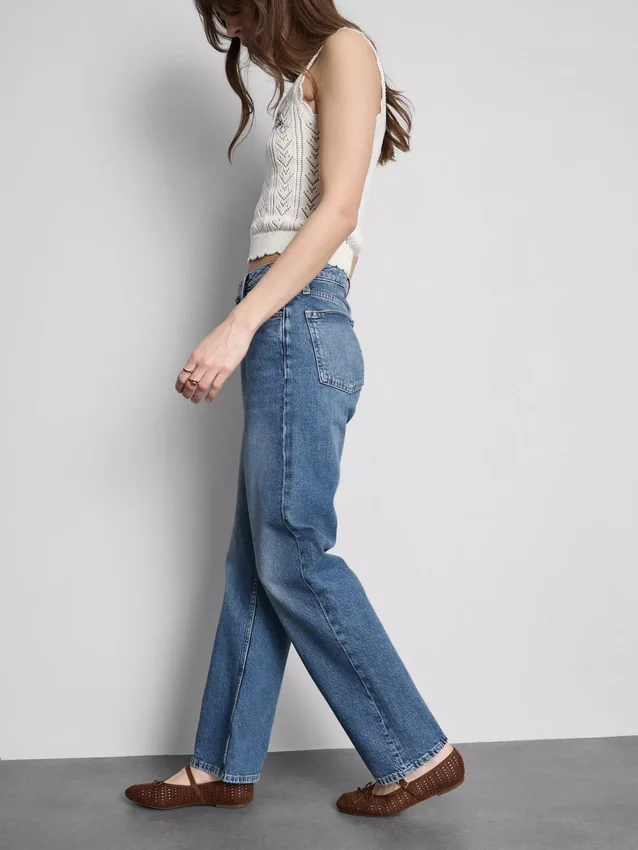 Jeans med høj talje og lige ben