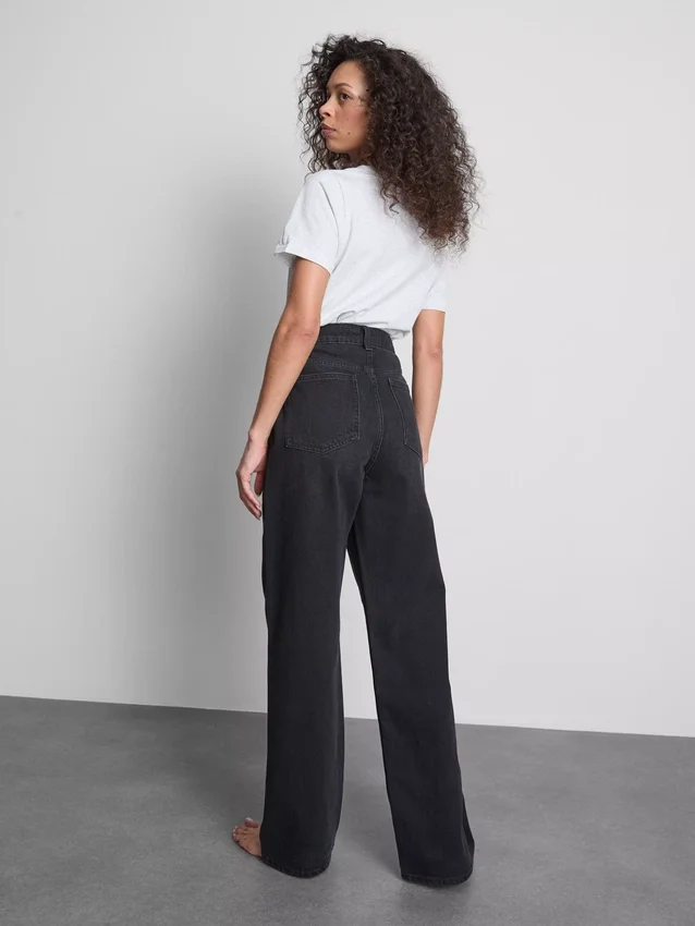 Jeans med høj talje og lige ben