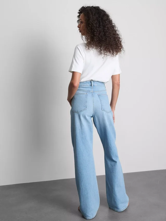 Jeans med høj talje og lige ben