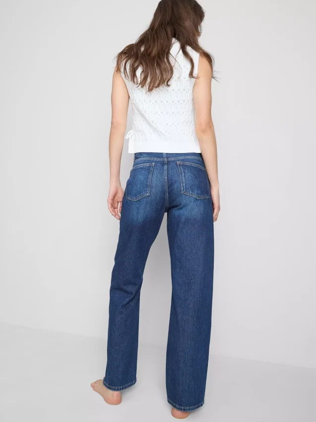 Jeans med høj talje og lige ben