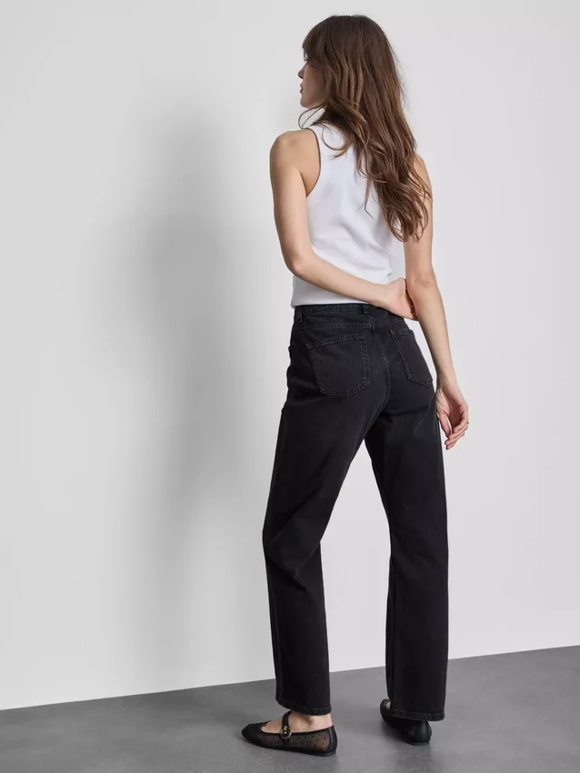 Jeans med høj talje og lige ben