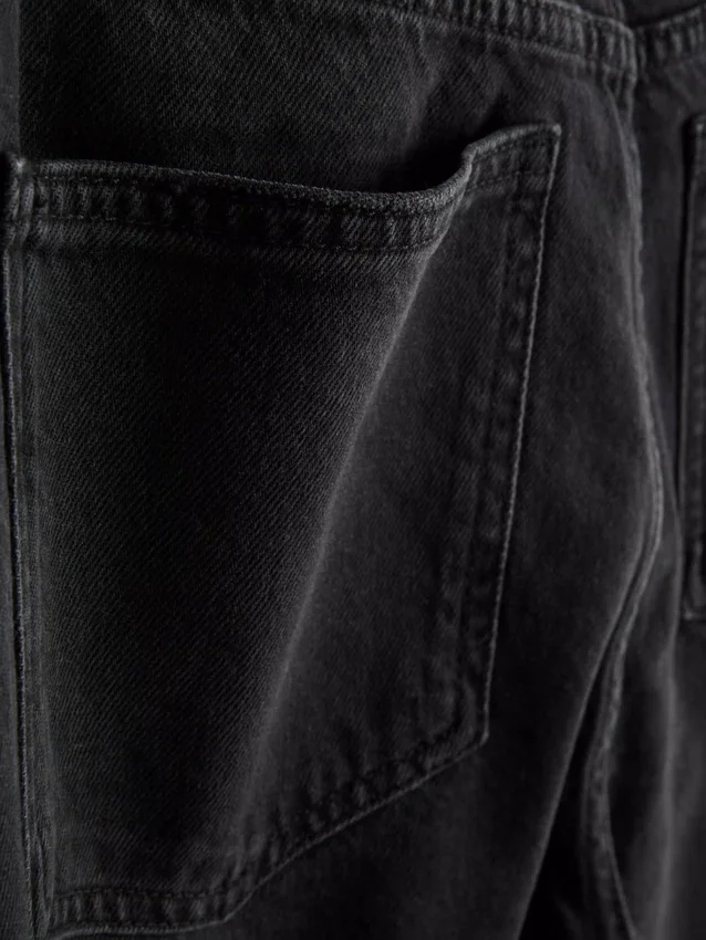 Jeans med høj talje og lige ben