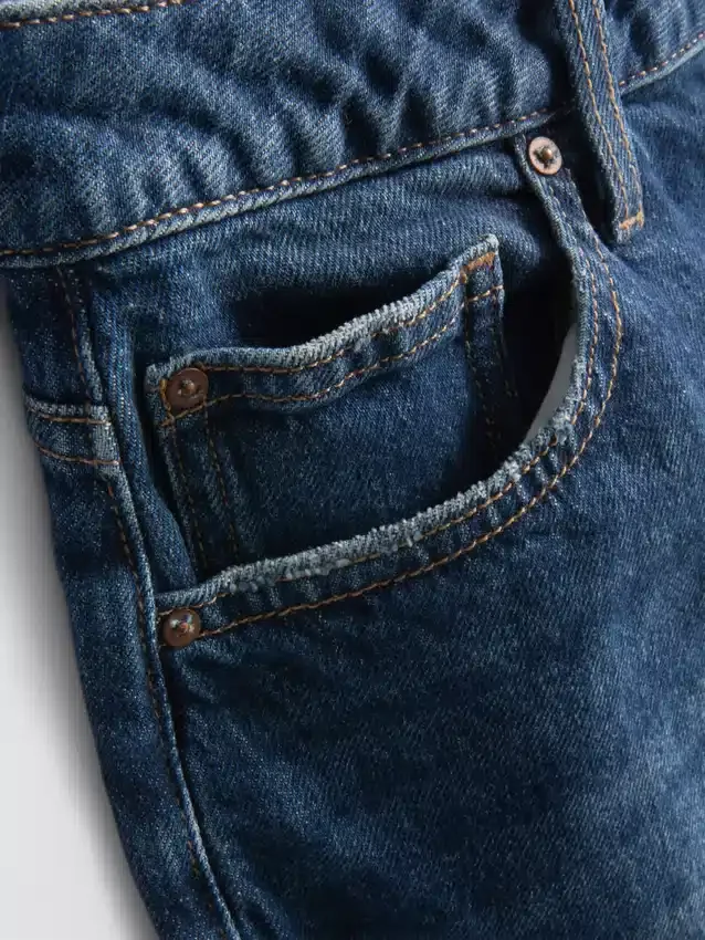 Jeans med høj talje og lige ben