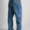 Jeans med høj talje og løs pasform