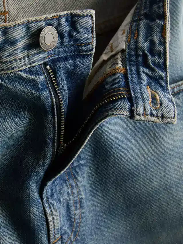 Jeans med mellemhøj talje