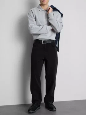 Jeans med mellemhøj talje og afslappet, lige ben