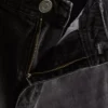 Jeans med mellemhøj talje og afslappet, lige ben