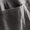 Jeans med mellemhøj talje og afslappet, lige ben