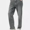Jeans med mellemhøj talje og lige ben